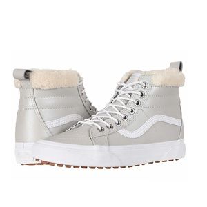 Vans SK8-Hi MTE Metallic Silver w Sherpa size 9